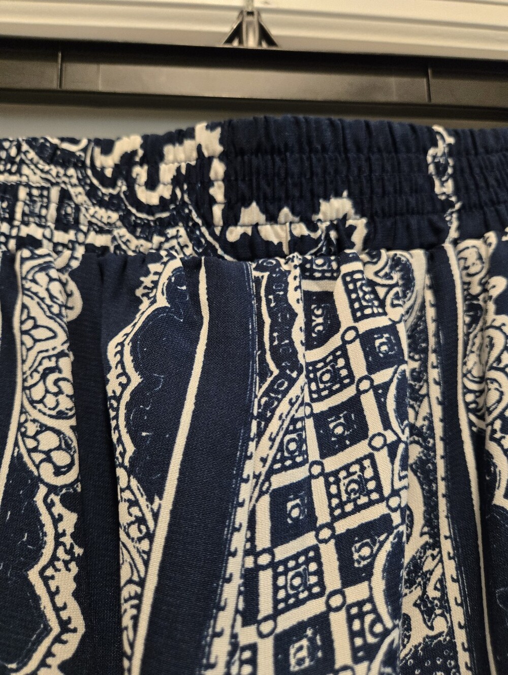 A. Byer Wide-Leg Printed Palazzo Pants - Navy, Size Medium - Picture 6 of 8